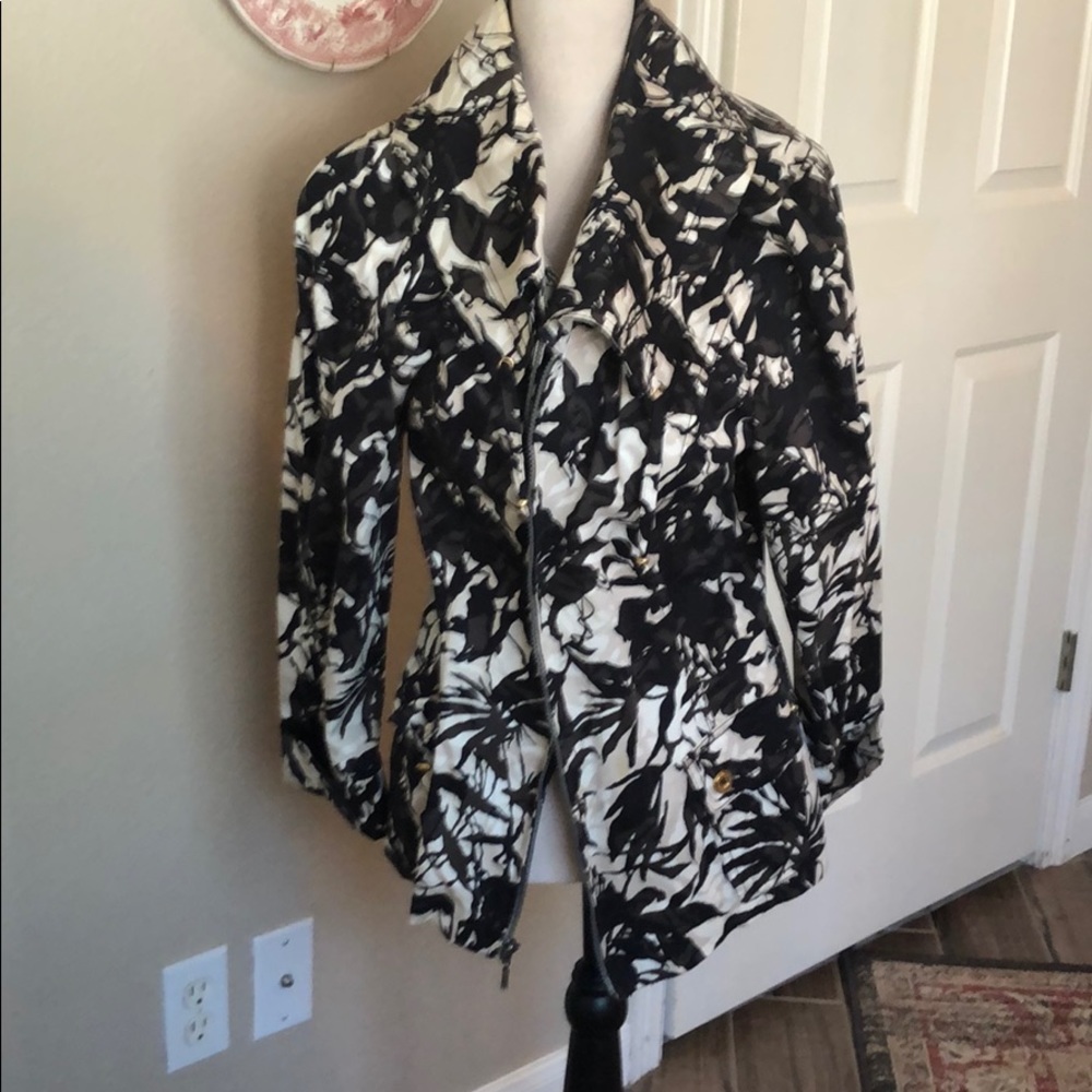 1-HR SALE! St. John cotton unlined, neutral jacket